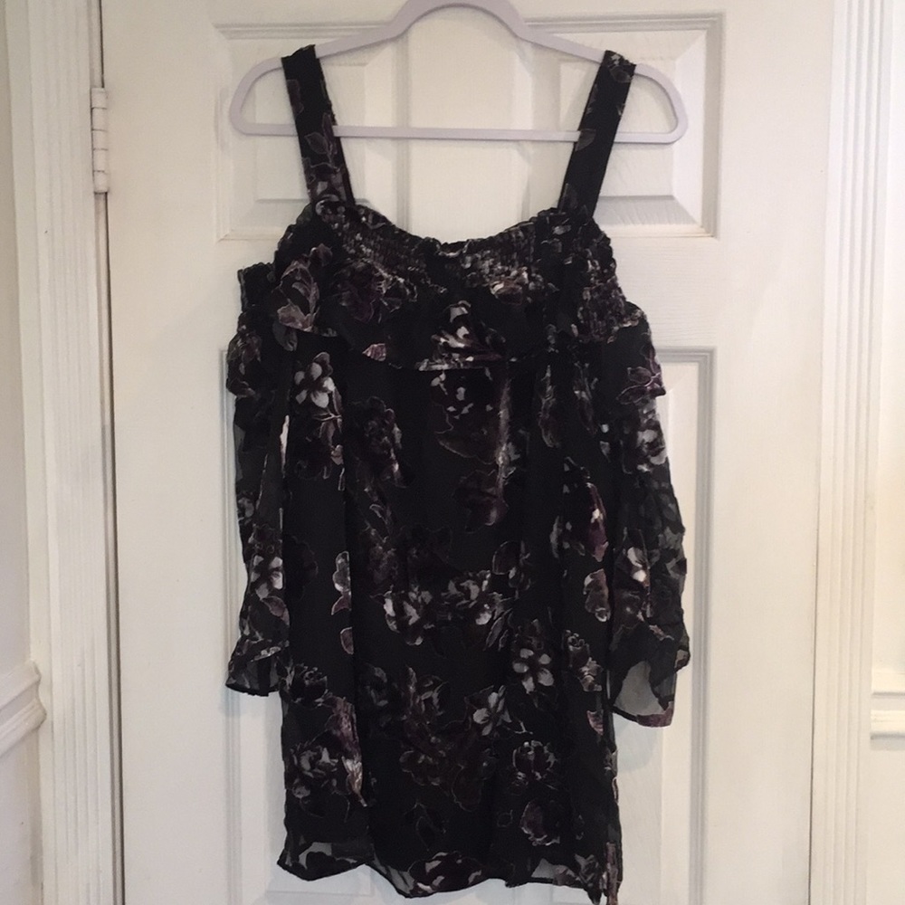 DR2 Black Floral Velvet Cutout Blouse NWOT